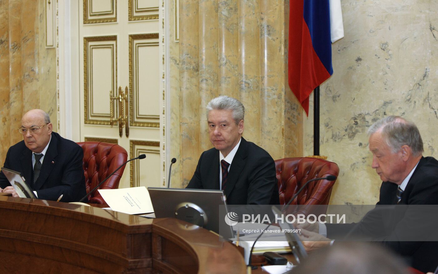 Заседание московского правительства. 26 октября 2010 года