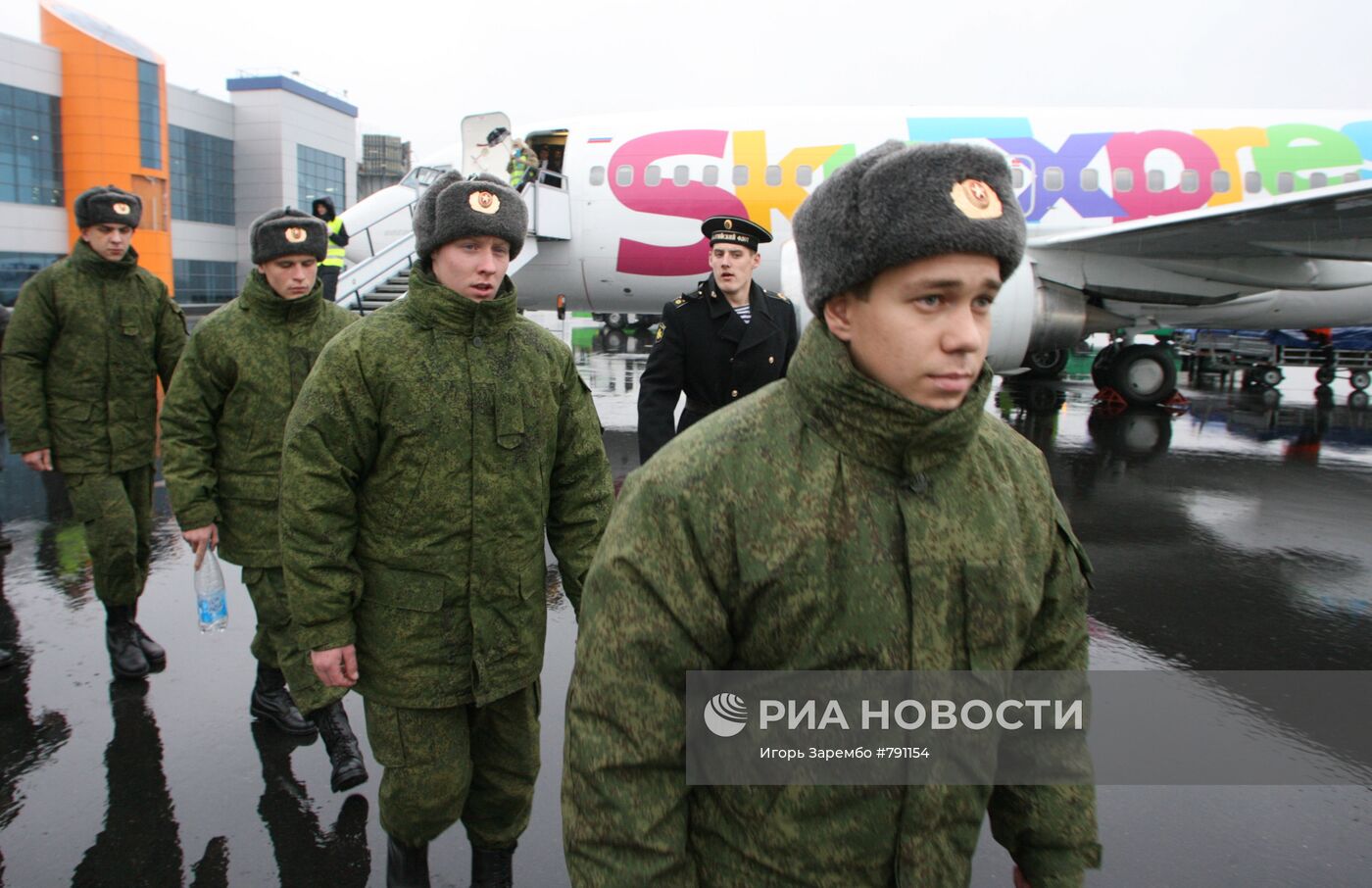 Группа призывников прибыла в Калининград