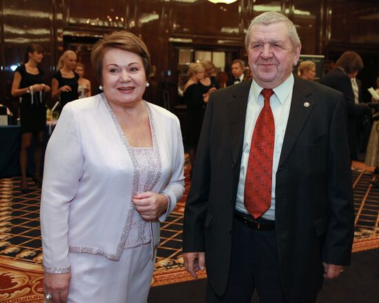 Владимир Федоров с супругой