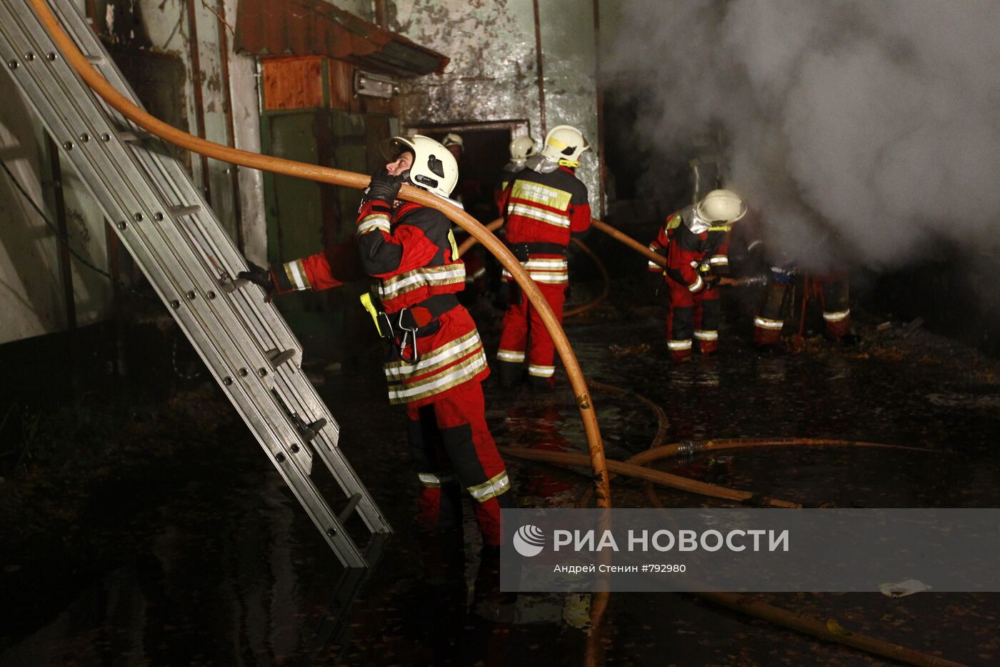 Пожар в Москве на Большой Грузинской улице