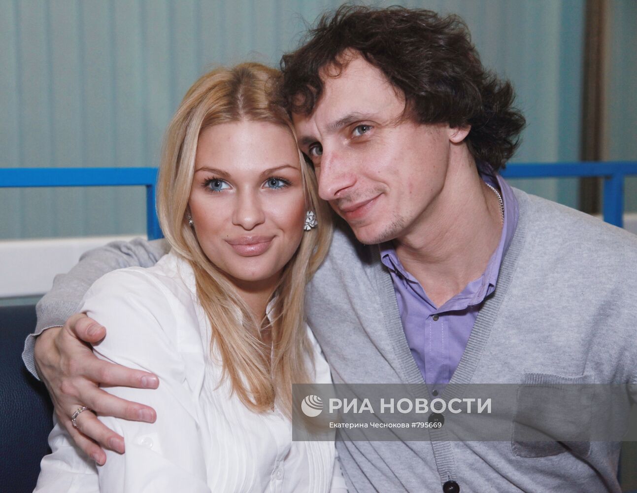 Вадим Галыгин с супругой