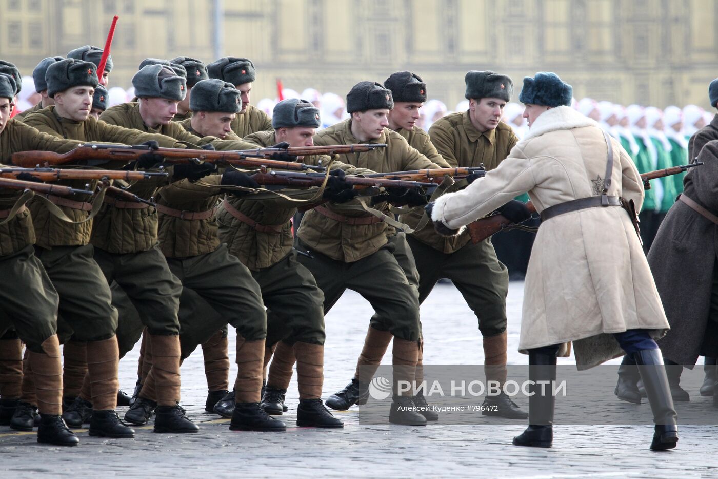 Марш в честь 69-й годовщины парада 7 ноября 1941 года