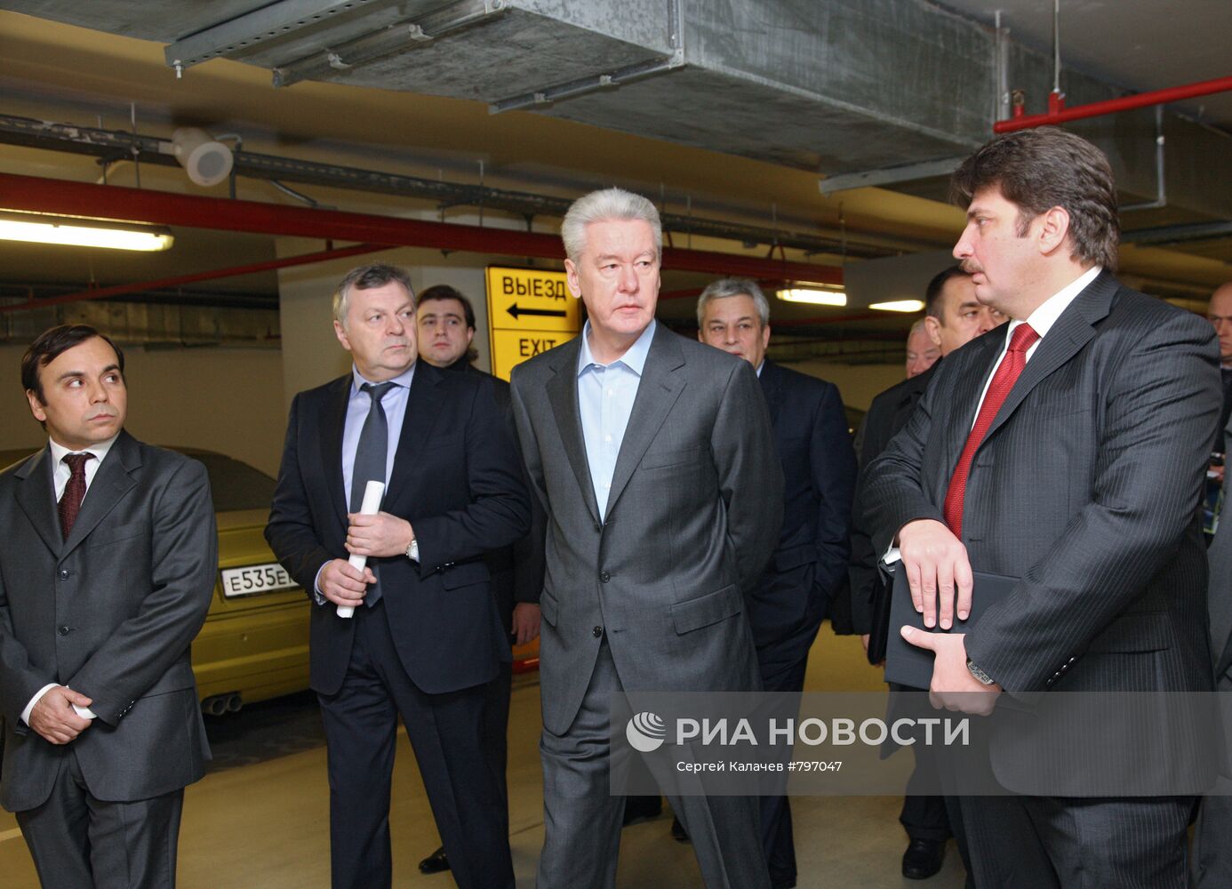 С.Собянин посетил один из подземных паркингов Москвы
