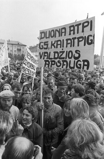 Митинг литовских земледельцев