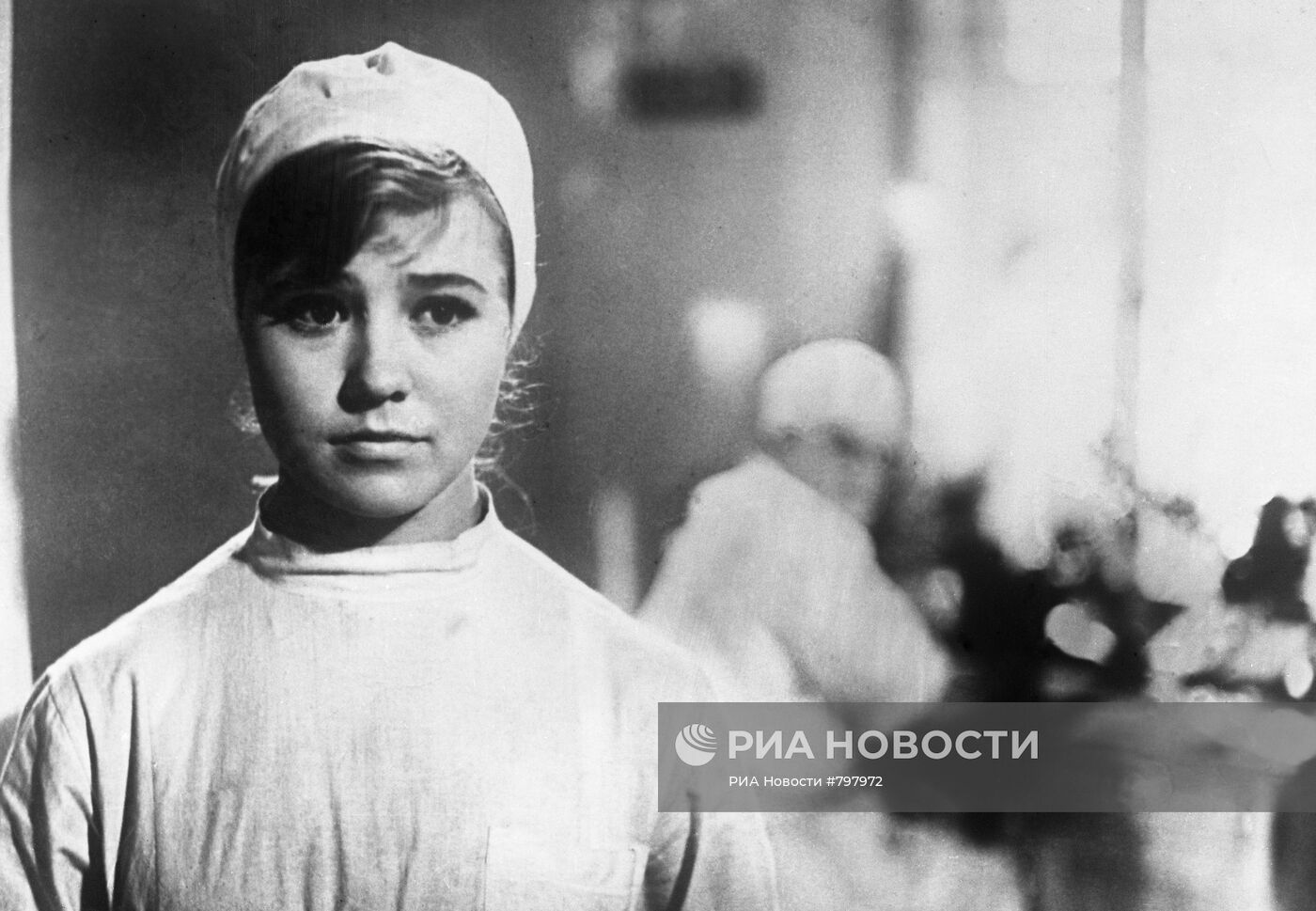 Светлана Савелова в фильме "Прощайте голуби"