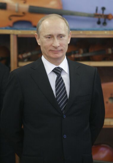 Владимир Путин посетил московскую школу №1060