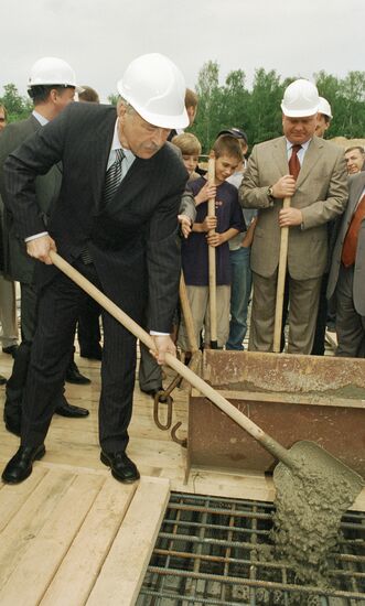 Борис Грызлов