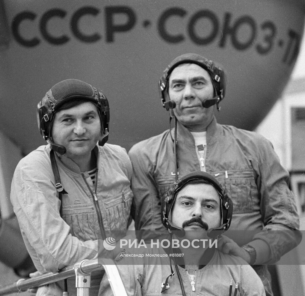 ТИТОВ ЛЕВЧЕНКО МАНАРОВ