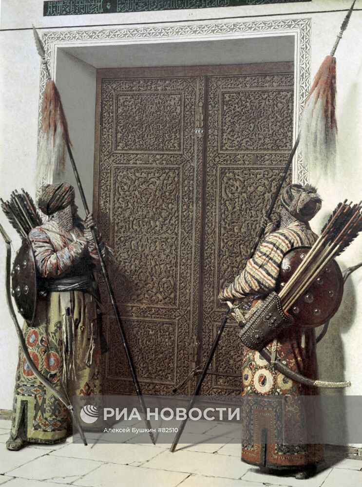 Картина В.Верещагина"Двери Тимура" (Тамерлана)