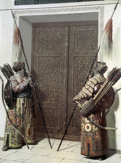 Картина В.Верещагина"Двери Тимура" (Тамерлана)