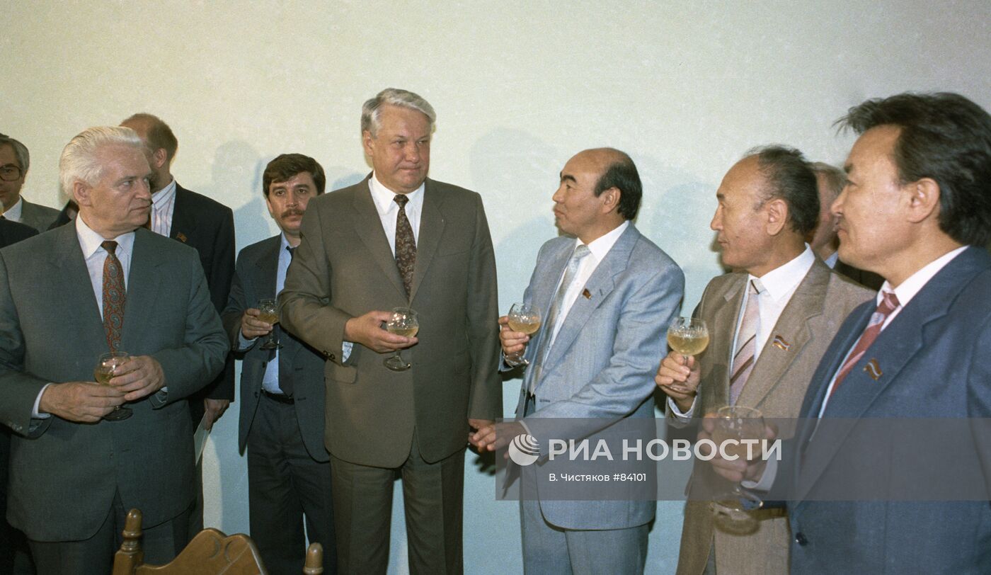 ЕЛЬЦИН АКАЕВ