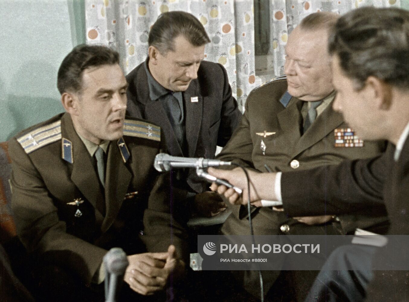 Летчик-космонавт СССР Владимир Комаров