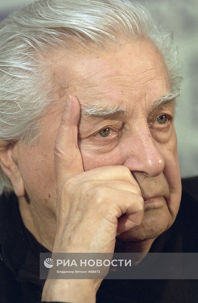 ЛЮБИМОВ АКТЕР РЕЖИССЕР