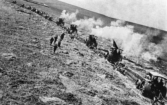 ТРАКТОРЫ КОЛХОЗ