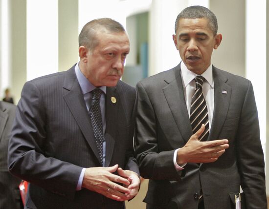 Реджеп Эрдоган и Барак Обама на саммите G20 в Сеуле
