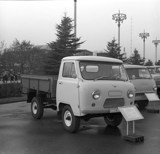 УАЗ-452Д на выставке