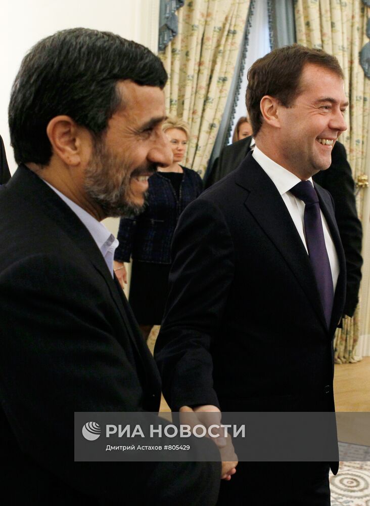 Дмитрий Медведев на саммите Прикаспийских стран в Баку