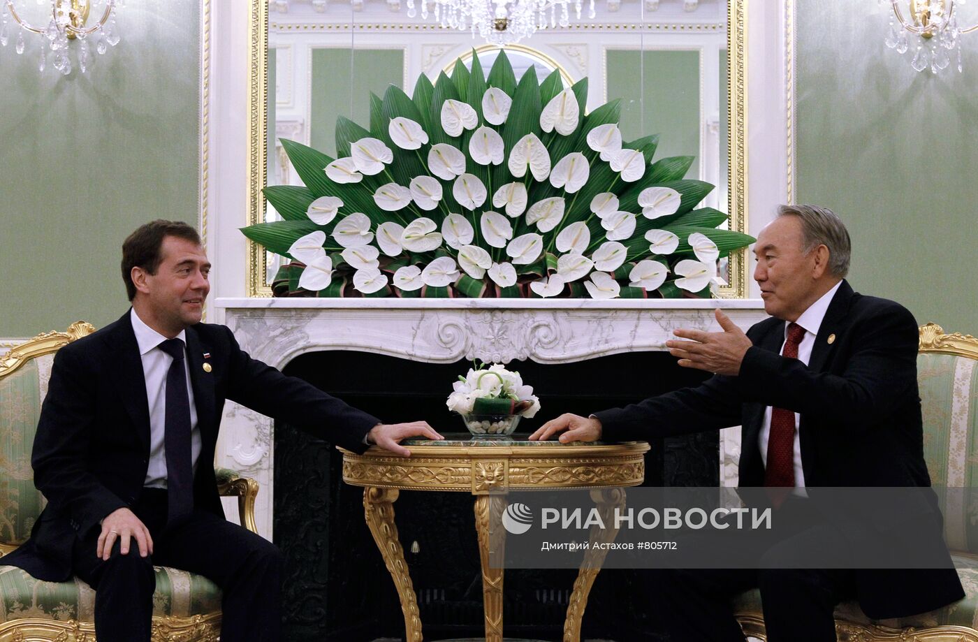 Дмитрий Медведев на саммите Прикаспийских стран в Баку