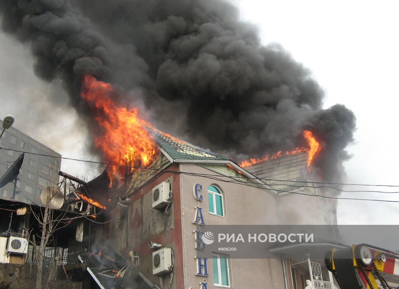 Пожар в торгово-развлекательном комплексе во Владивостоке | РИА Новости  Медиабанк