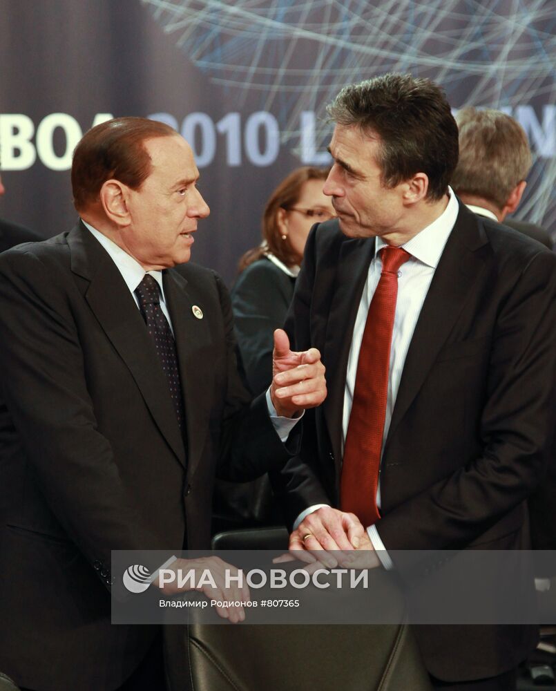 Сильвио Берлускони и Андерс Фог Расмуссен