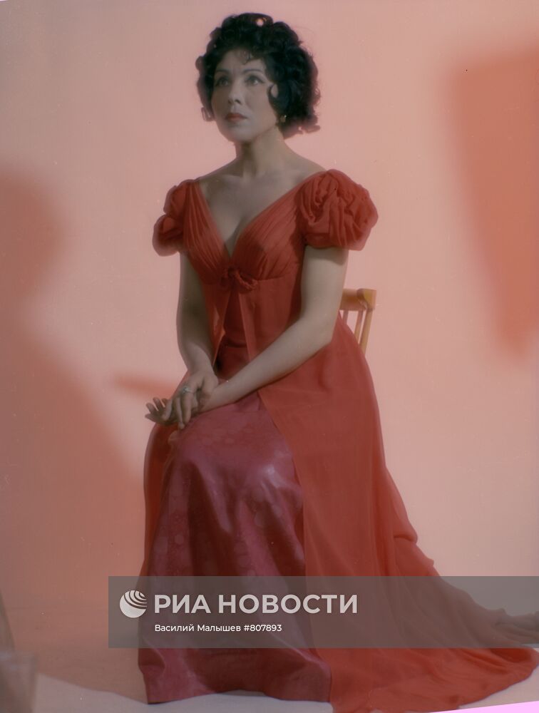 Оперная певица Лидия Константиновна Захаренко