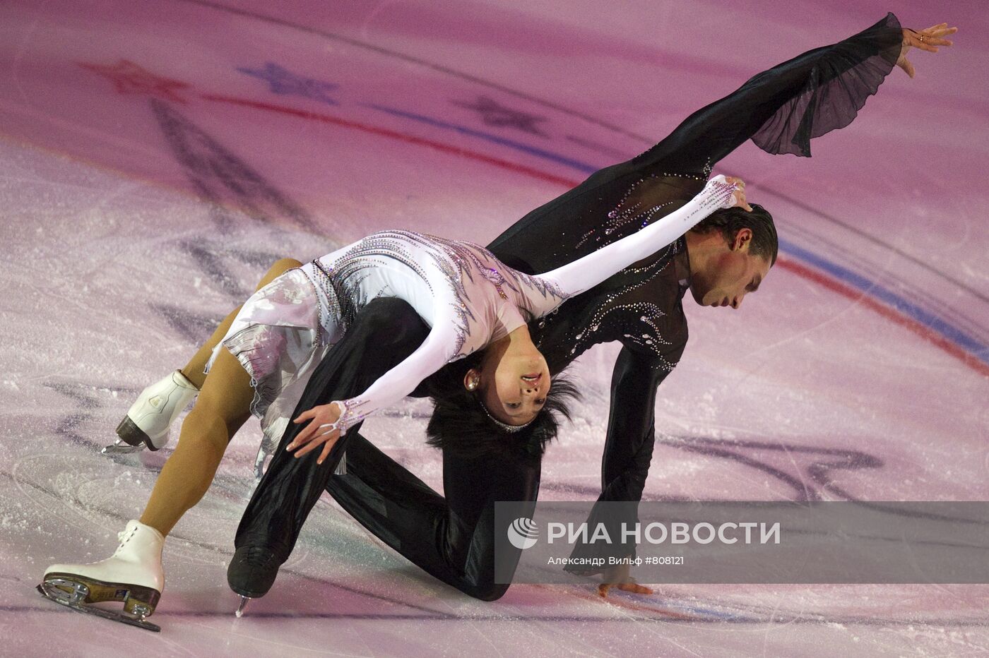 Юко Кавагути и Александр Смирнов