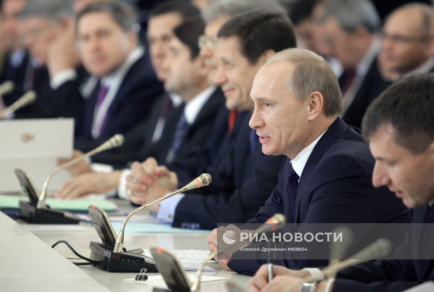 Рабочая поездка В.Путина в Северо-Западный федеральный округ