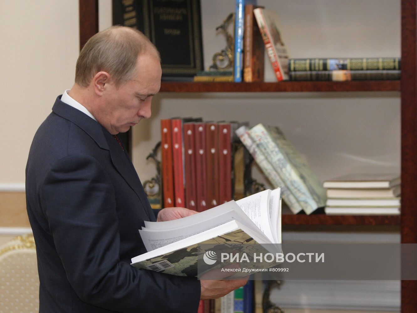 Встреча Владимира Путина с Валентиной Матвиенко