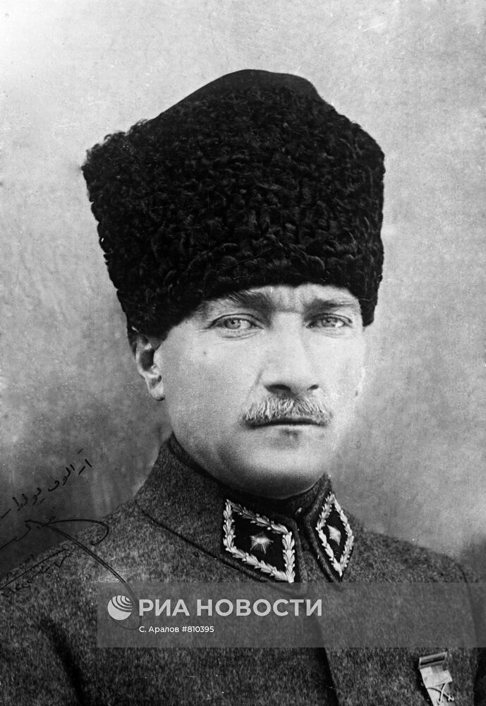 Портрет Мустафы Кемаля Ататюрка