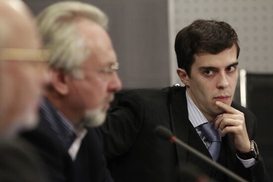 Павел Гусев, Олег Доброхотов