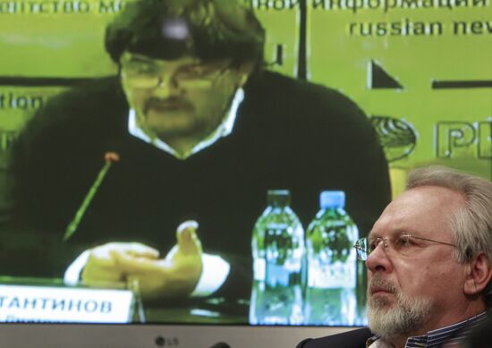 Павел Гусев