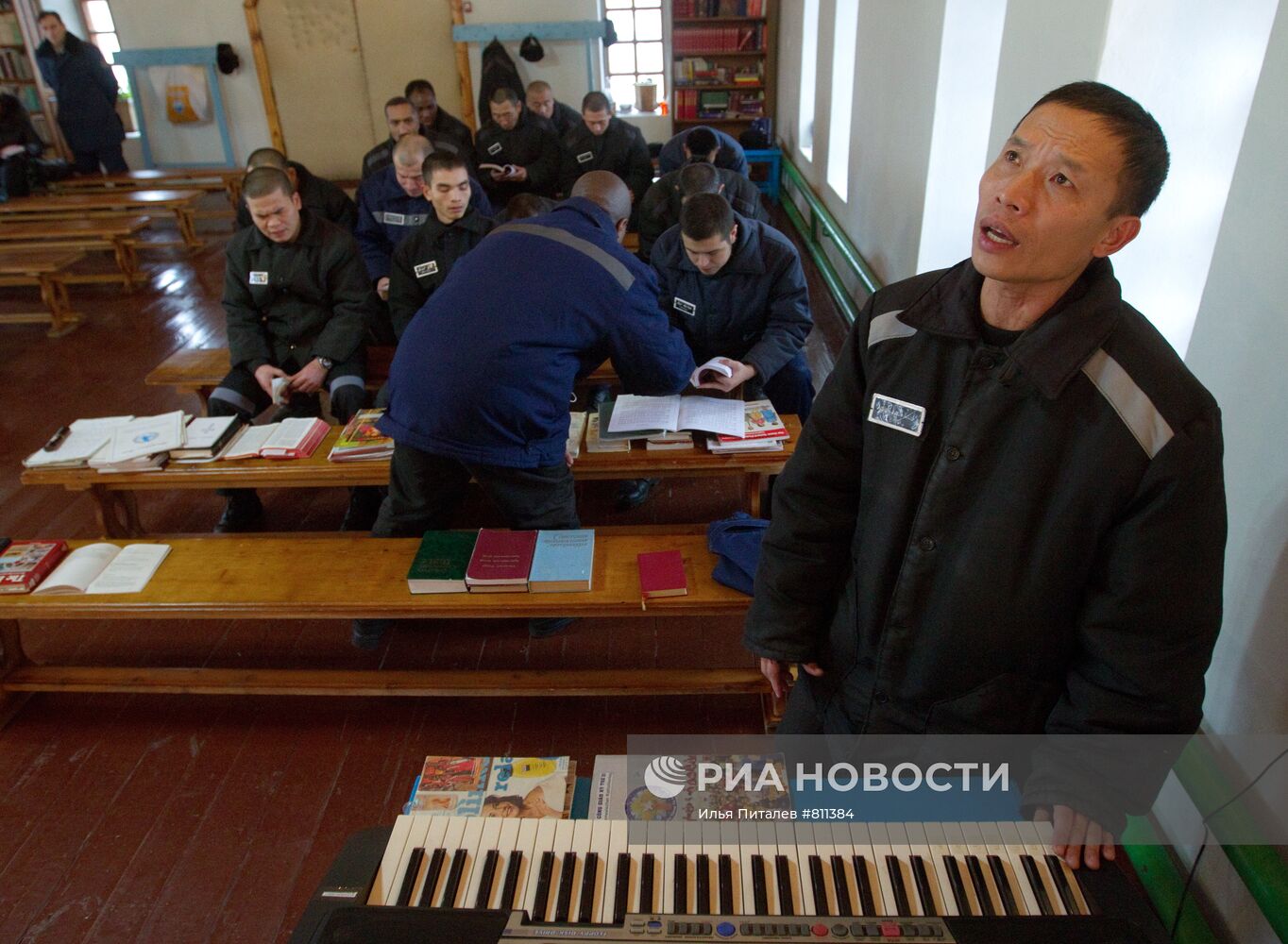 Заключенные ИК-22 в католическом храме Святого семейства