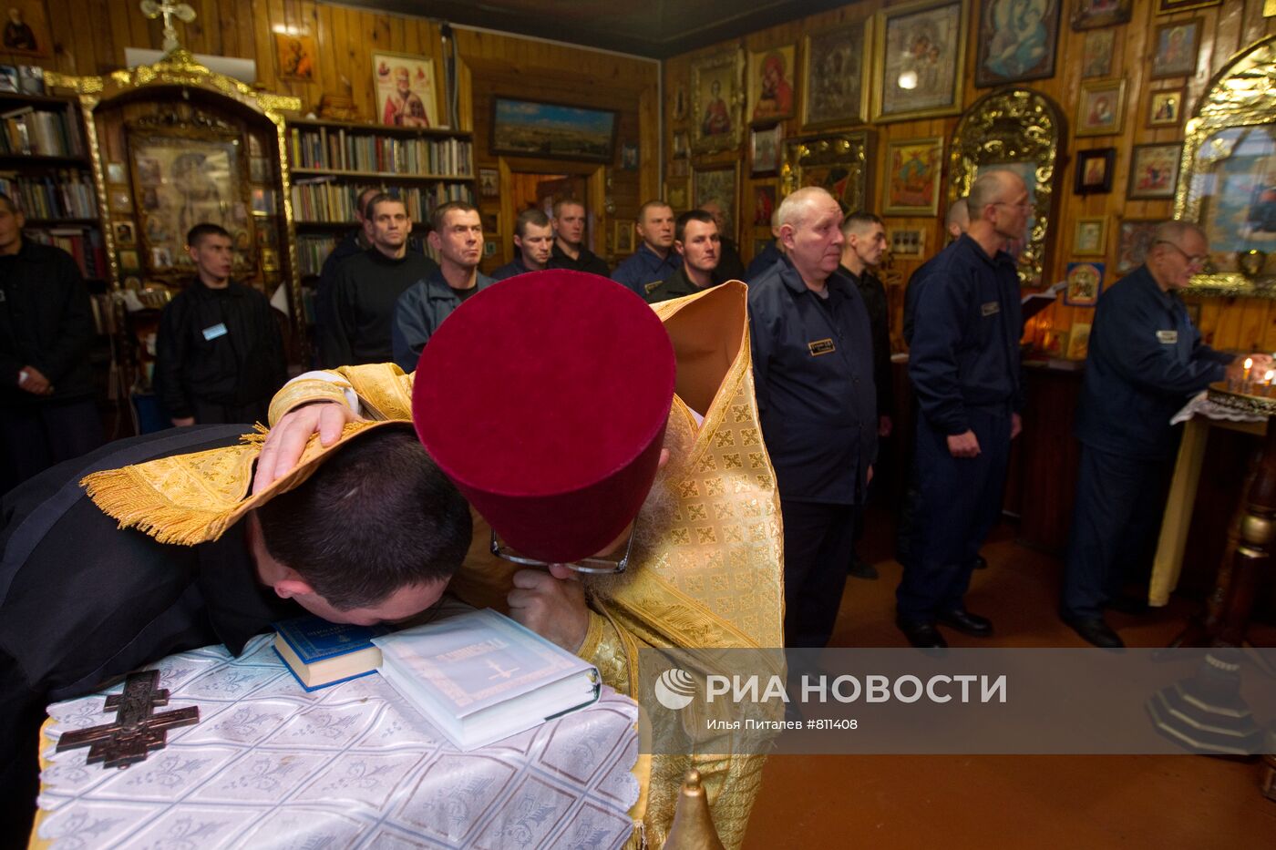 Заключенный ИК-4 на исповеди