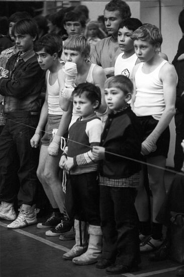 В детском спортивном клубе "Боевые перчатки"