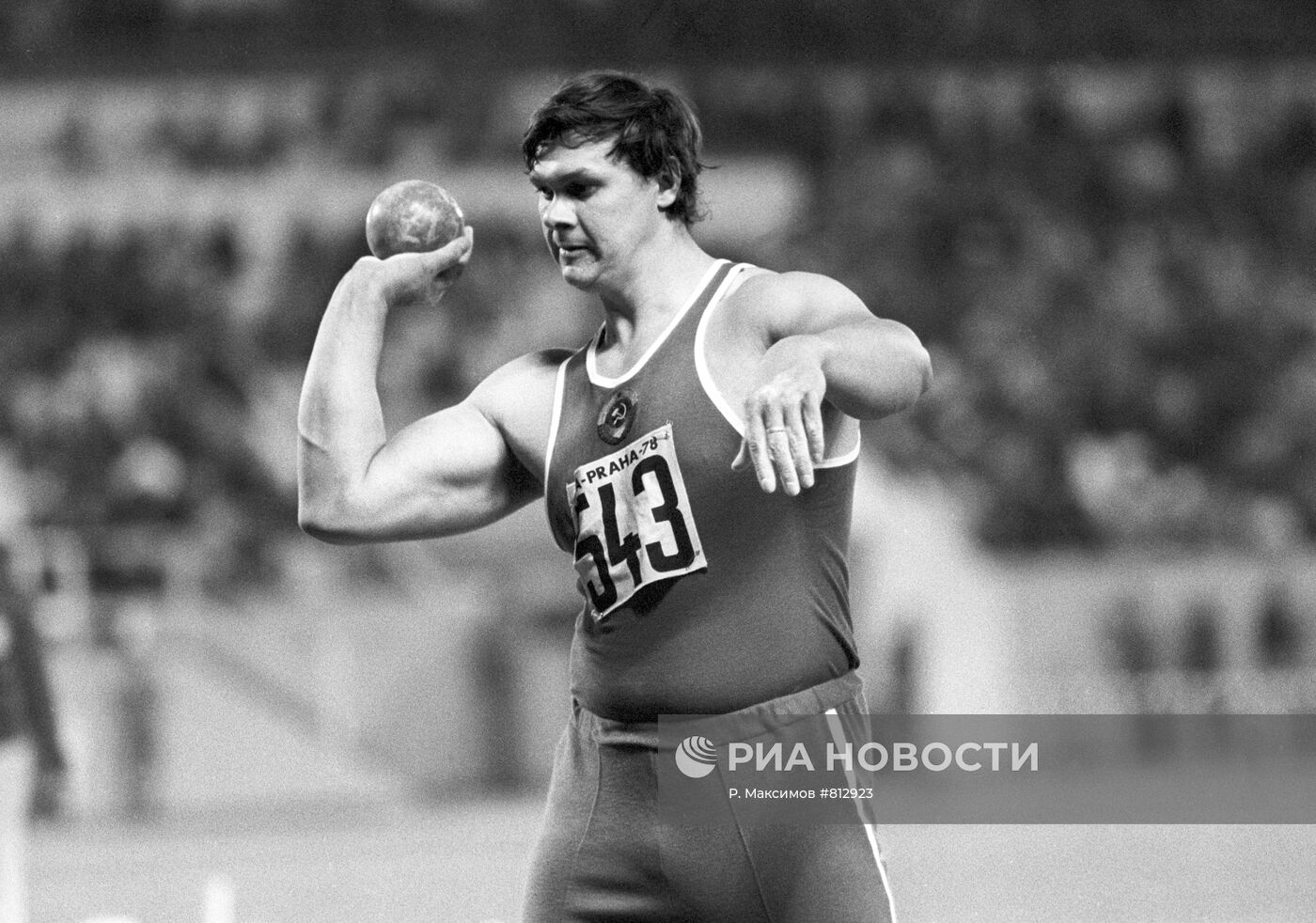 Легкоатлет А. Барышников на XII чемпионате Европы