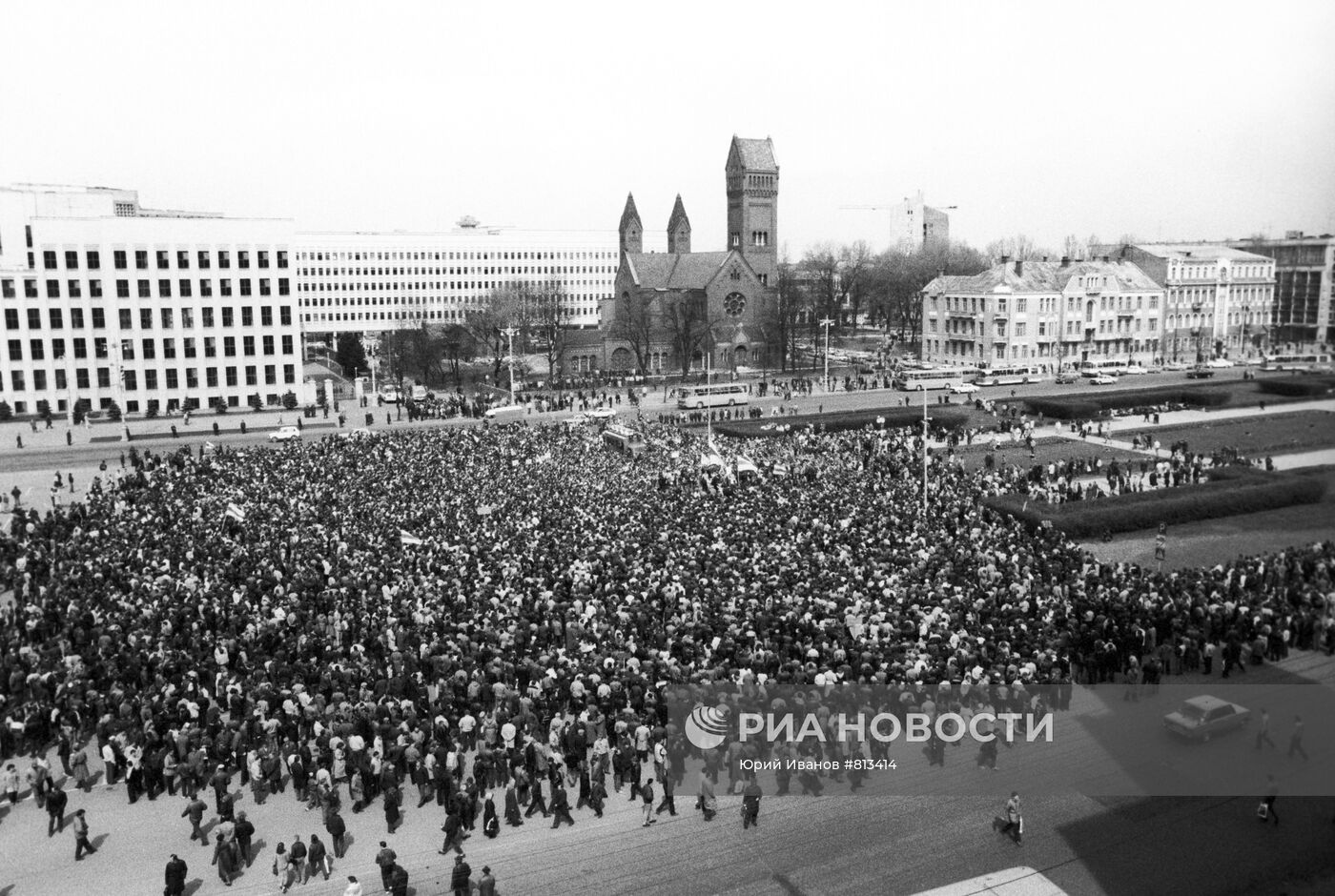 Массовый митинг рабочих в Минске
