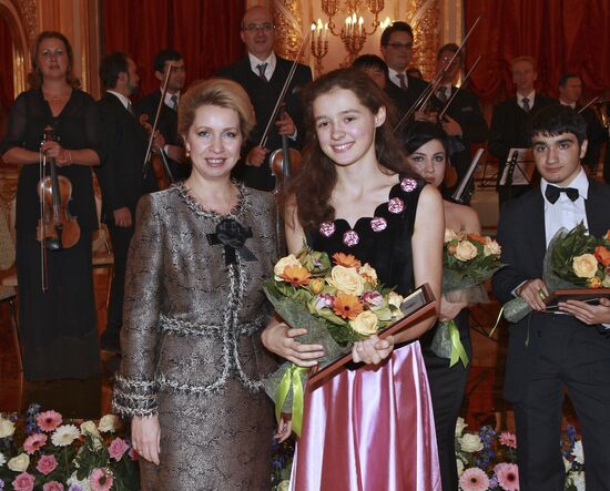 С.Медведева посетила Гала-концерт молодых исполнителей в БКД