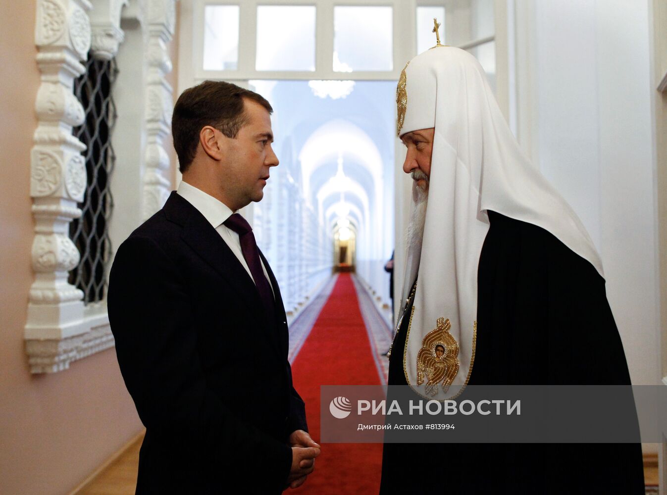 Встреча Дмитрия Медведева и патриарха Кирилла в Кремле