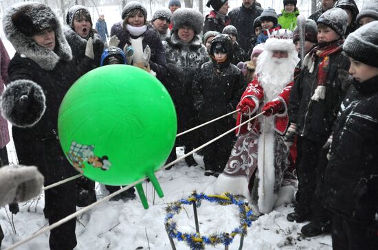 Традиционные игры Дедов Морозов в Карелии