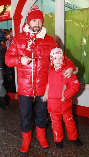 Владимир Кристовский с дочерью Умой