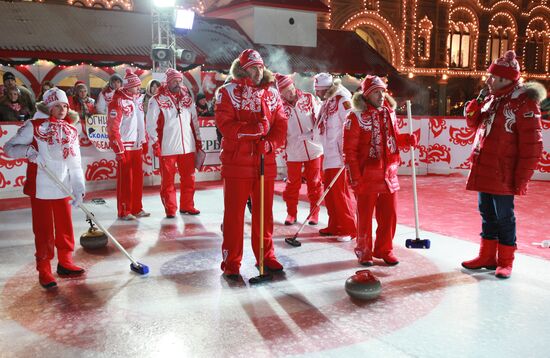 Торжественное открытие ГУМ-Катка на Красной площади