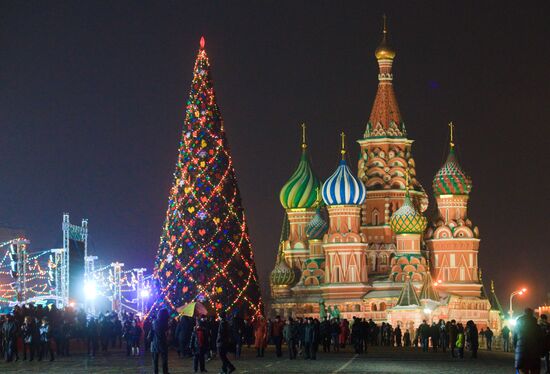 Москва готовится к встрече Нового года