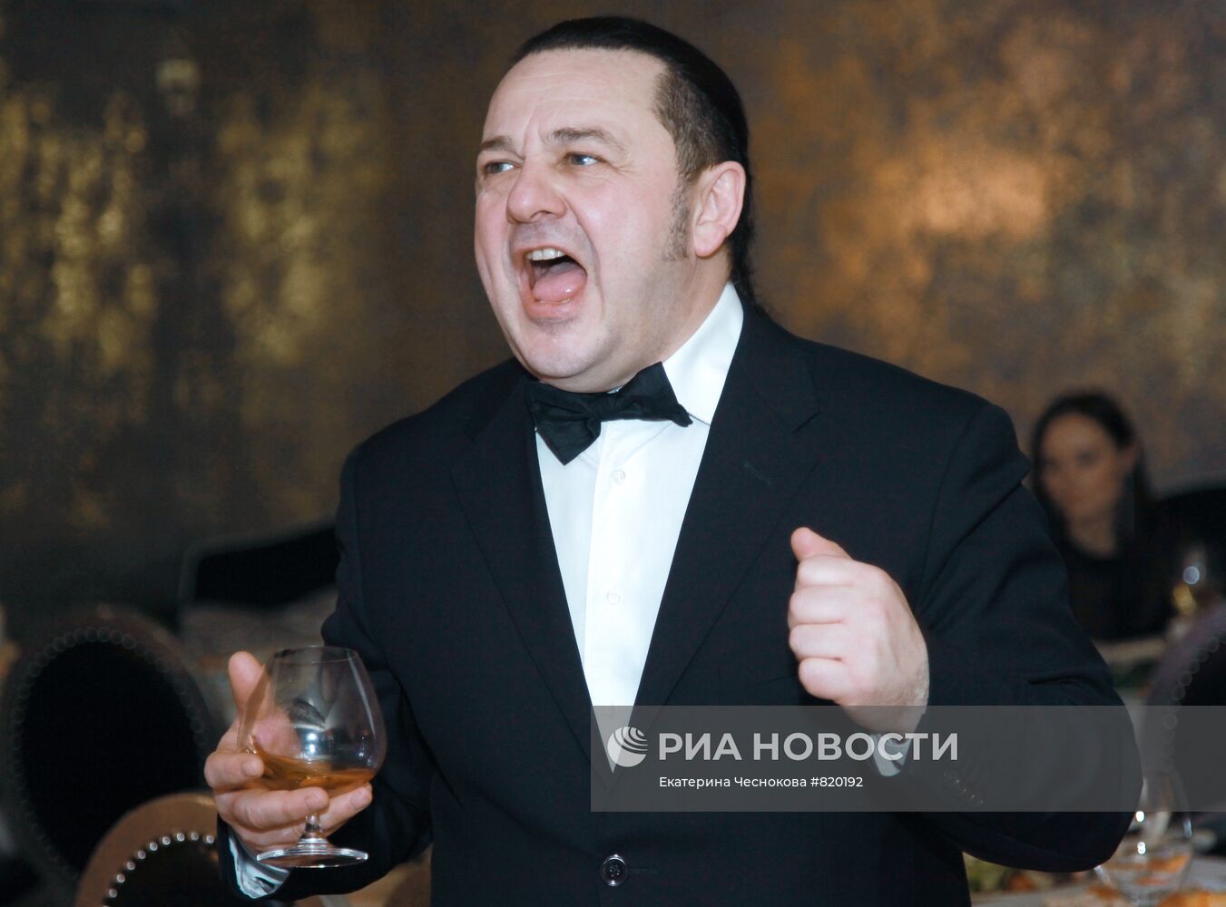 Игорь Саруханов