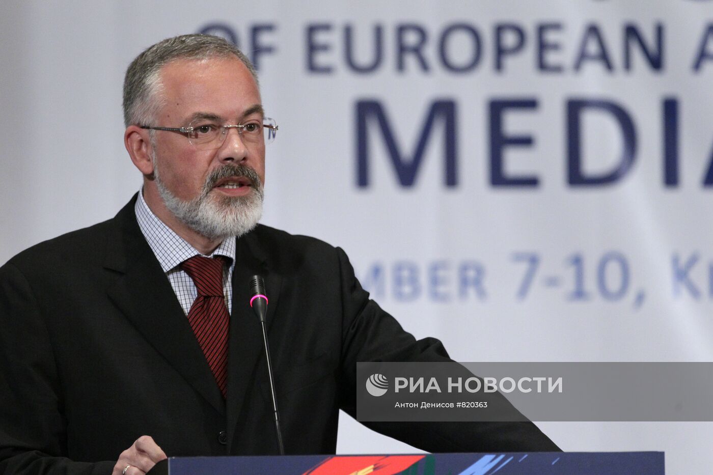 Дмитрий Табачник