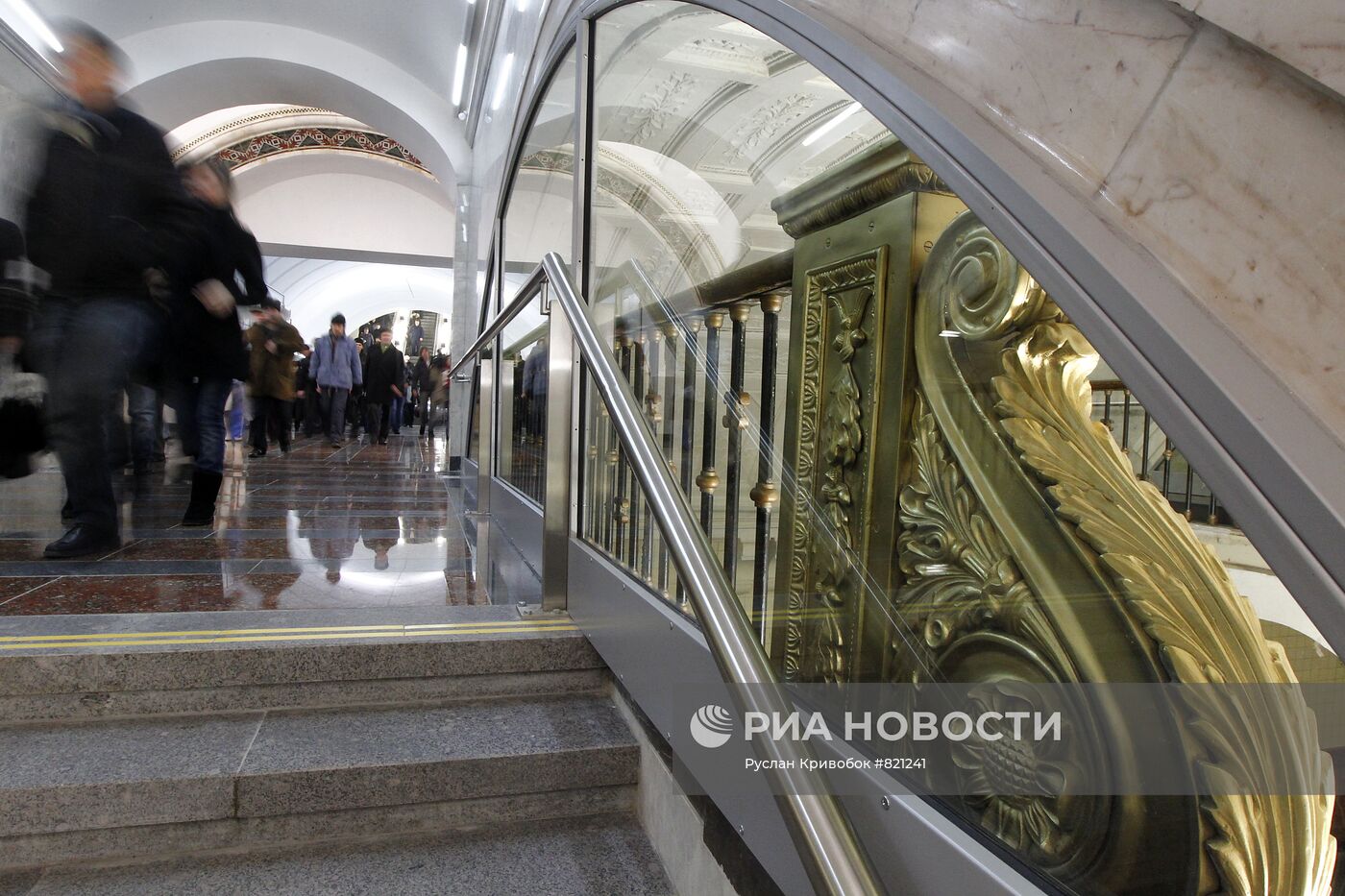 Открытие перехода на станции метро "Белорусская" в Москве