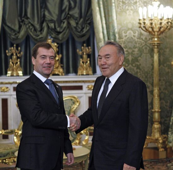 Дмитрий Медведев и Нурсултан Назарбаев