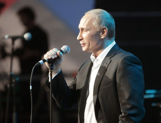 В. Путин посетил благотворительный концерт в Санкт-Петербурге