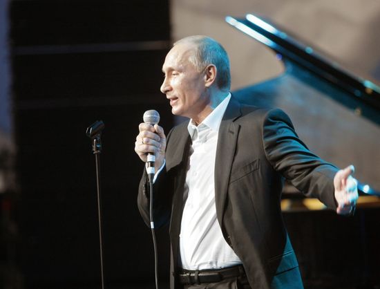 В. Путин посетил благотворительный концерт в Санкт-Петербурге