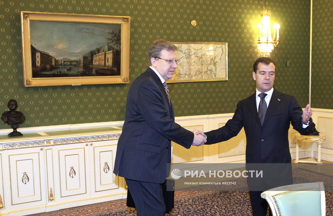 Дмитрий Медведев провел встречу с Алексеем Кудриным в Кремле