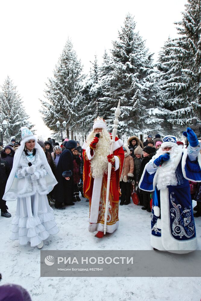 Встреча Кыш Бабая и Деда Мороза в Татарстане